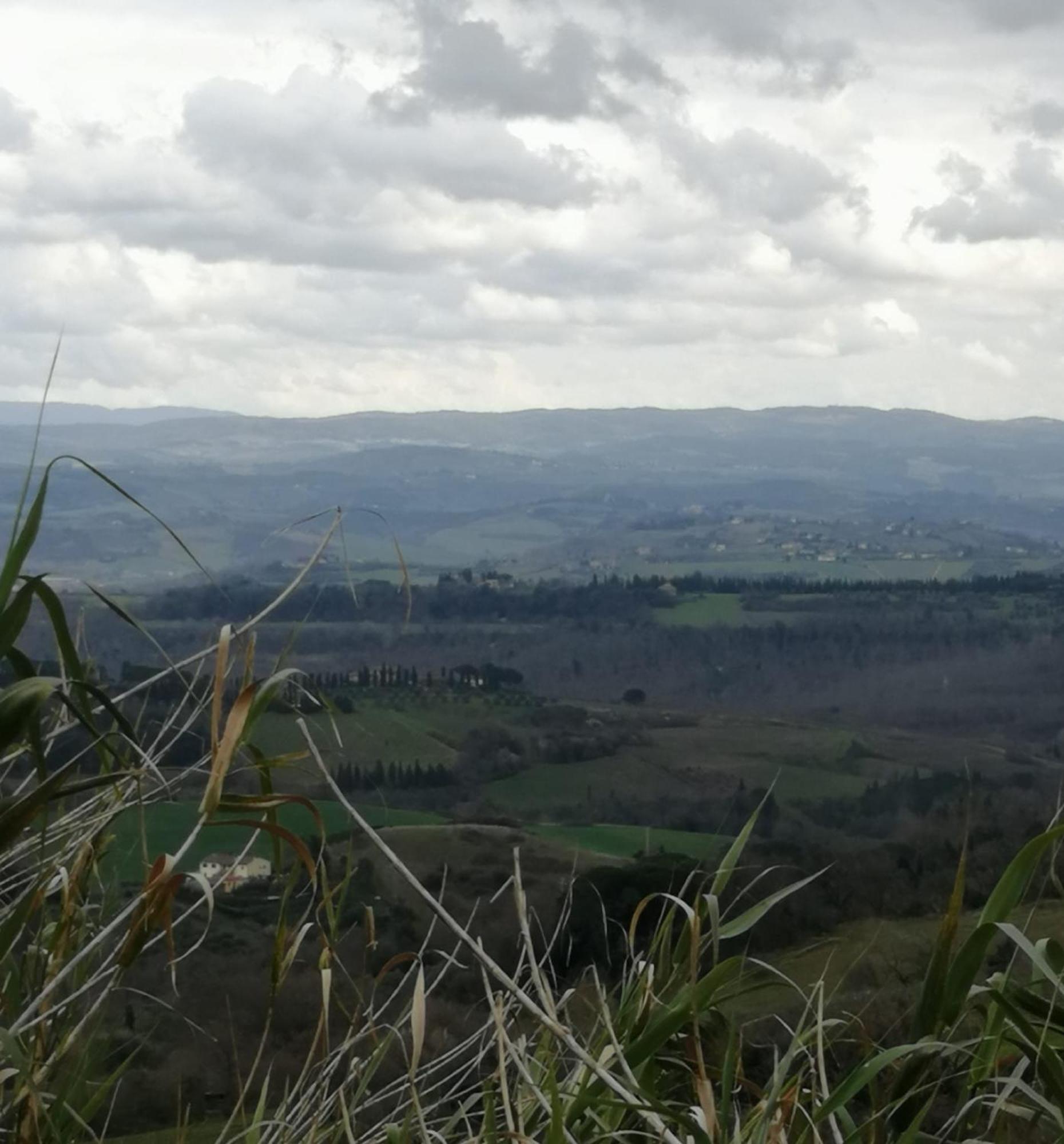 Casa Arcobaleno On Via Francigena Lägenhet Gambassi Terme Exteriör bild